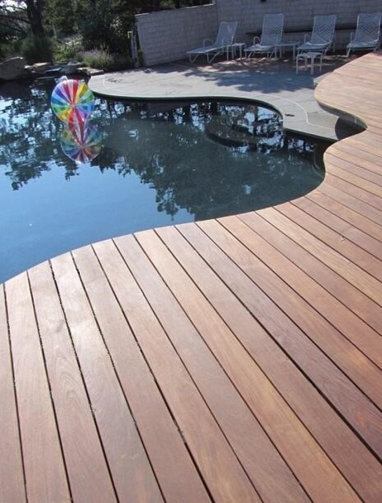 Terrasse en bois exotique