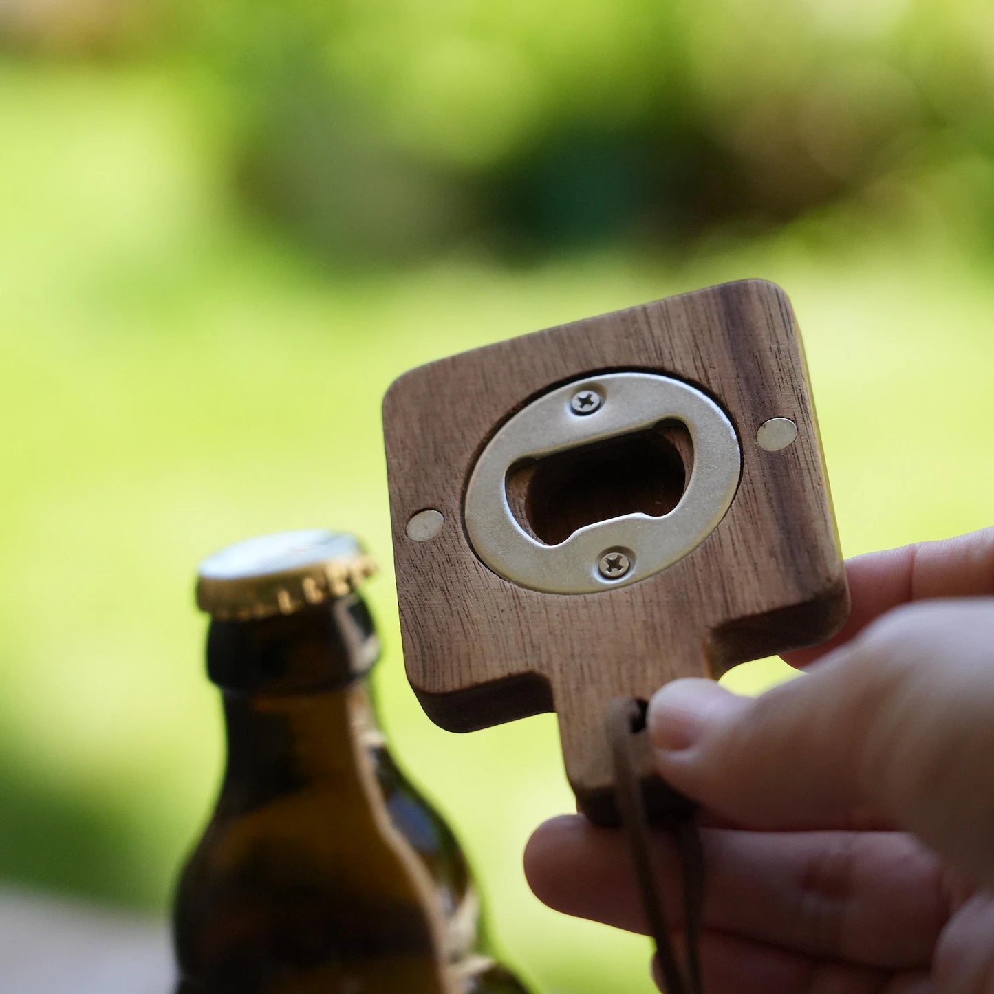 Décapsuleur Magnétique en Bois Personnalisé