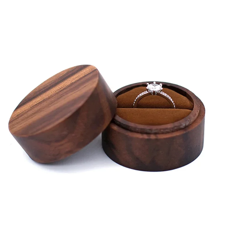 Boîte à Bague Ronde en Bois de Noyer