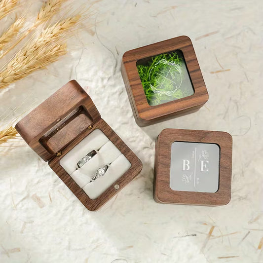 Boîte à bague de mariage personnalisée en bois d’érable avec lettre gravée