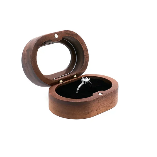 Boîte à bague en bois Lawrence personnalisée