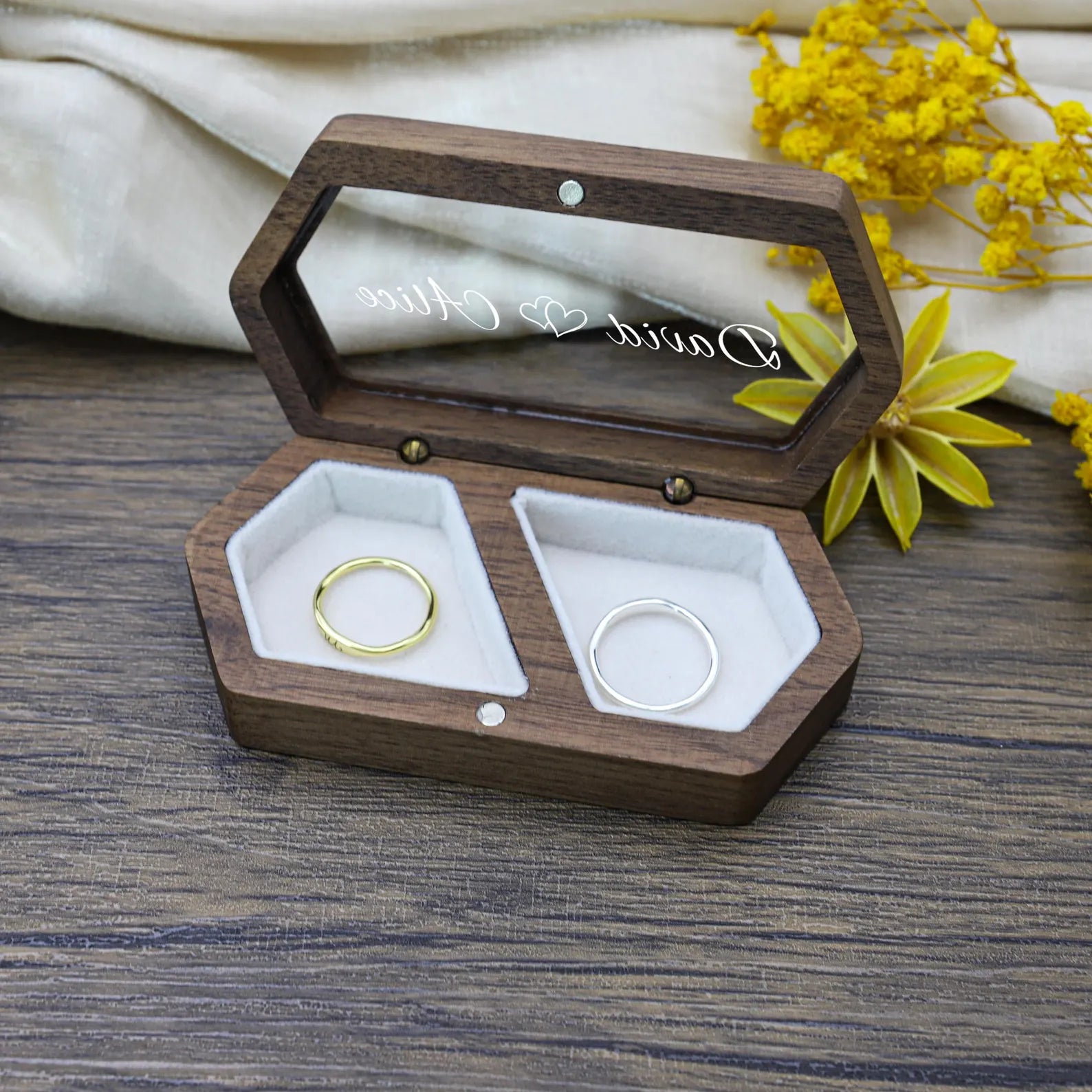 Boîte en bois rustique moderne pour bijoux et bagues personnalisées
