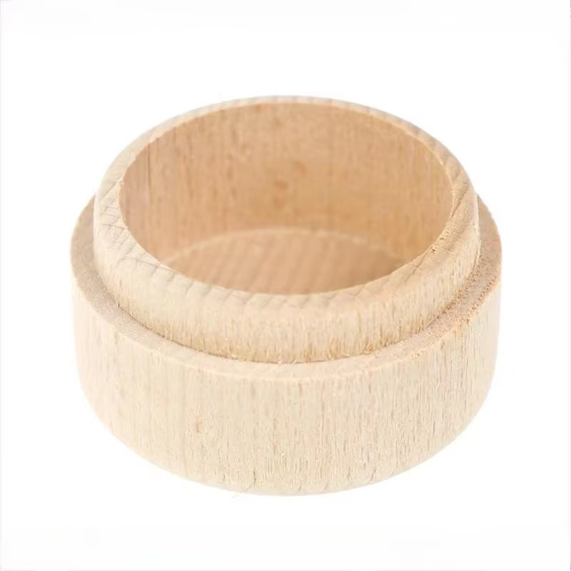Boîte ronde en bois polie avec couvercle