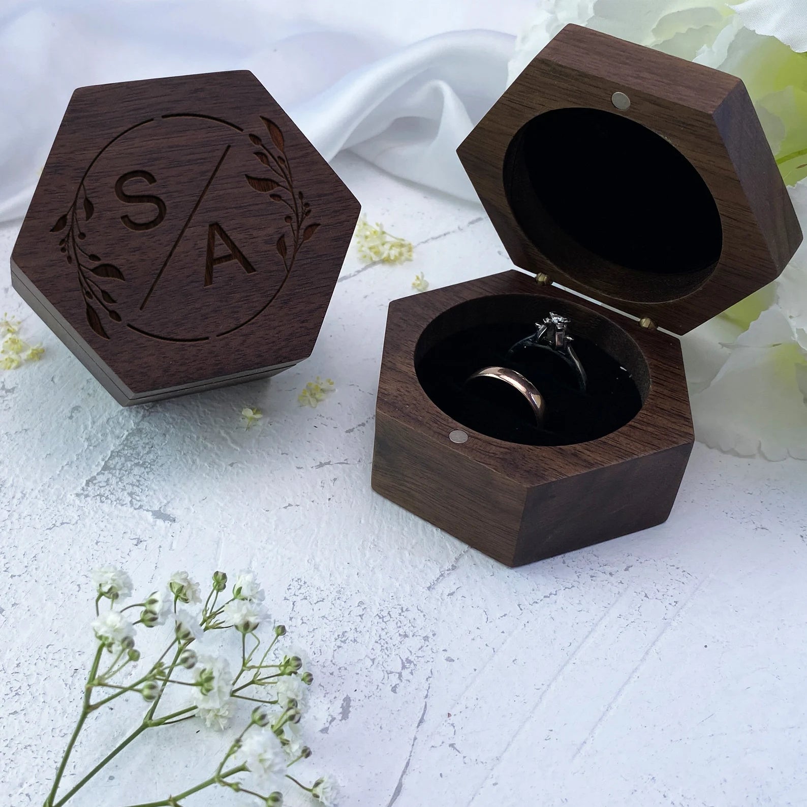 Coffret artisanal en bois premium pour bague de couple