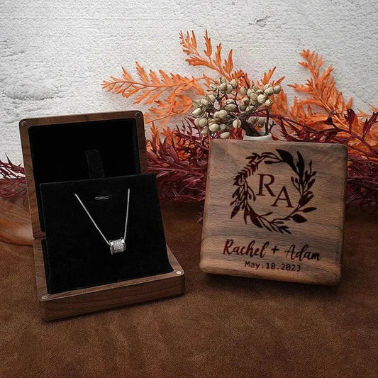 Coffret à collier personnalisé avec intérieur doux