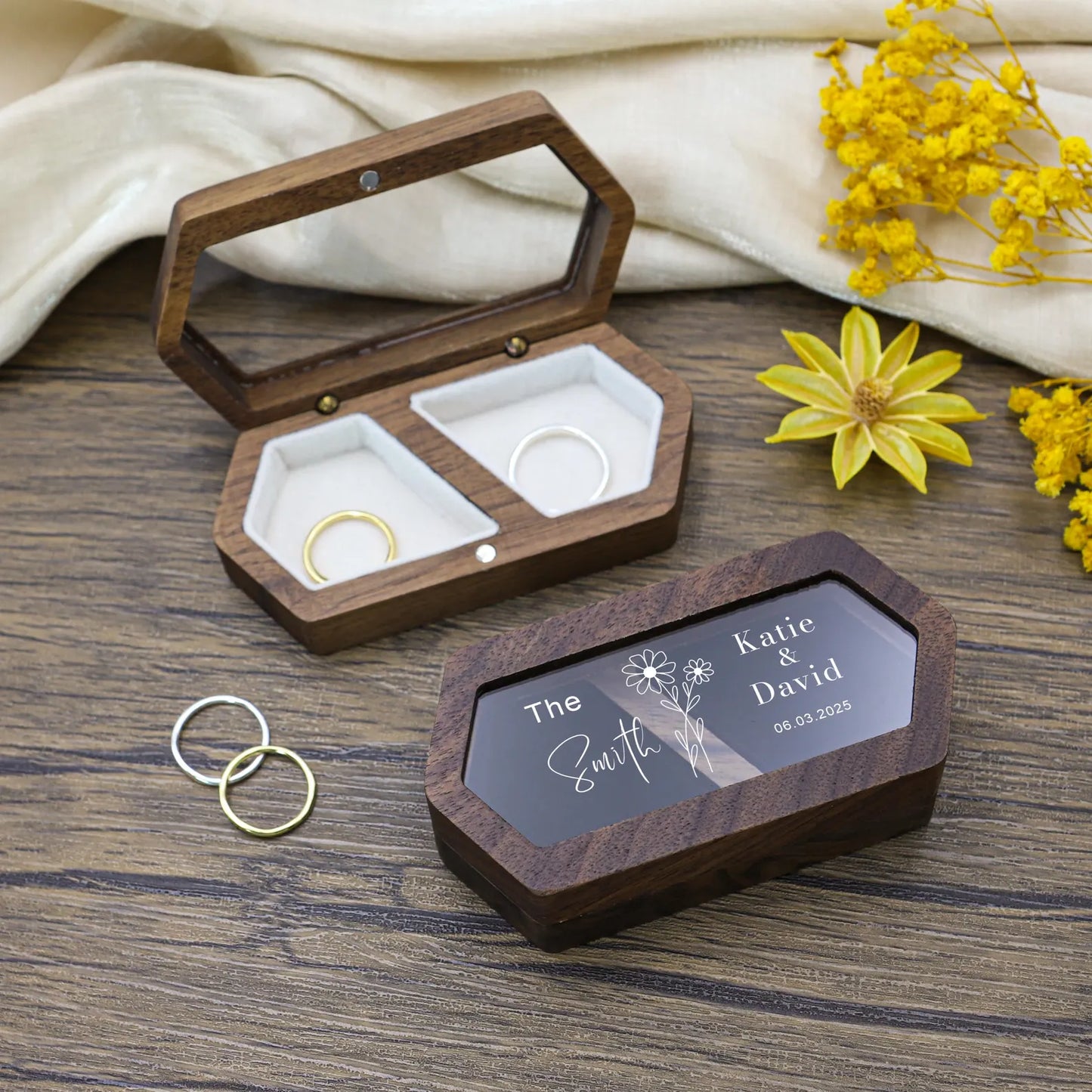 Coffret souvenir personnalisé en bois pour couples