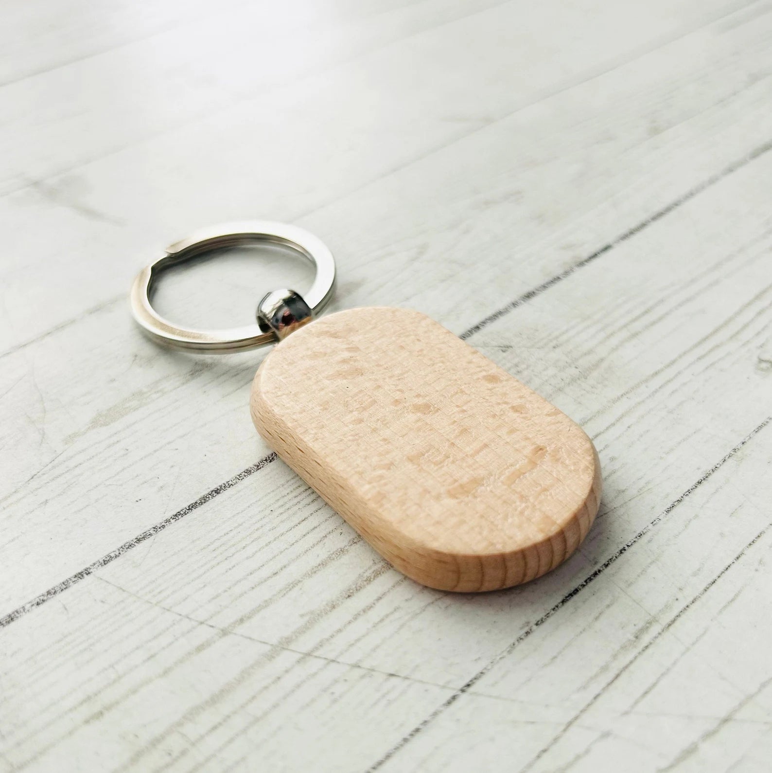Keychain en bois avec design pyrogravé