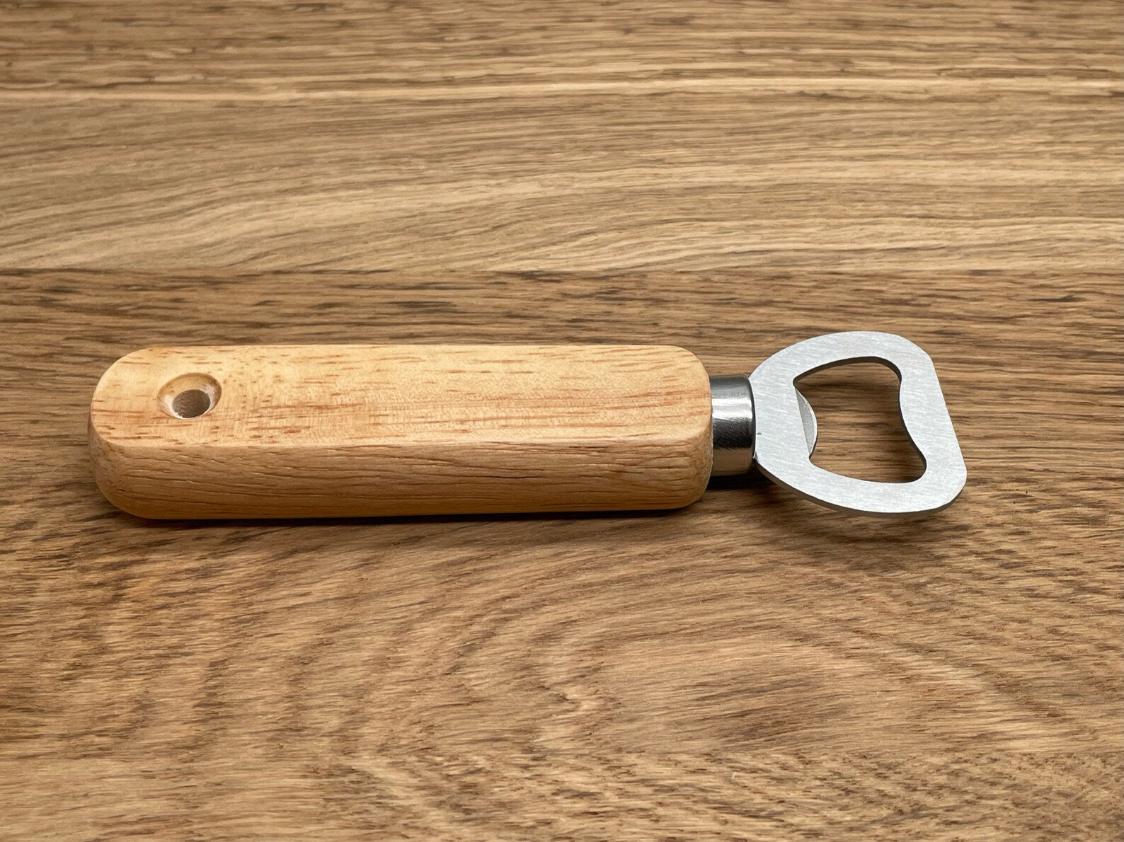 Ouvre-bouteille en bois gravé cadeau fête des pères