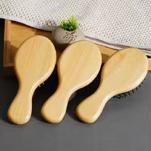 Petit peigne en bois