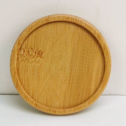 Planche à pizza ronde en bois naturel, idéale pour préparer,  