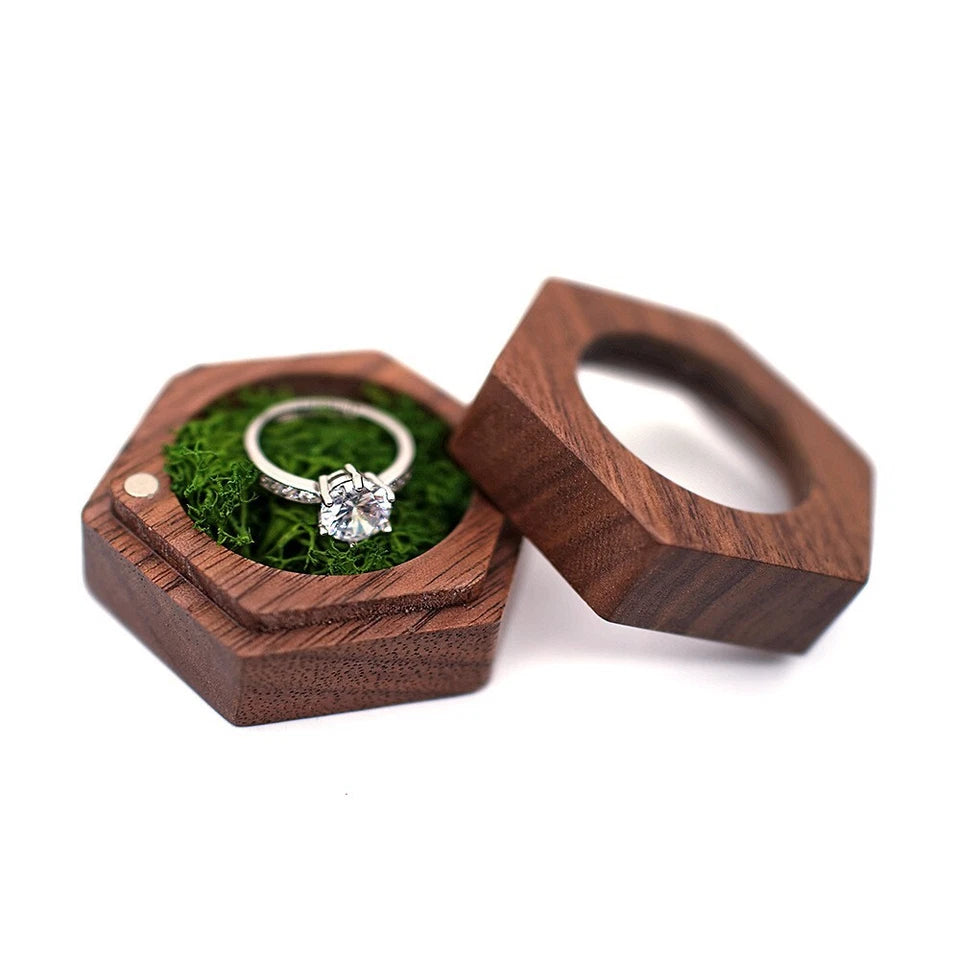 boîte à bague hexagonale en bois légère 0.05kg pour mariage et fiançailles